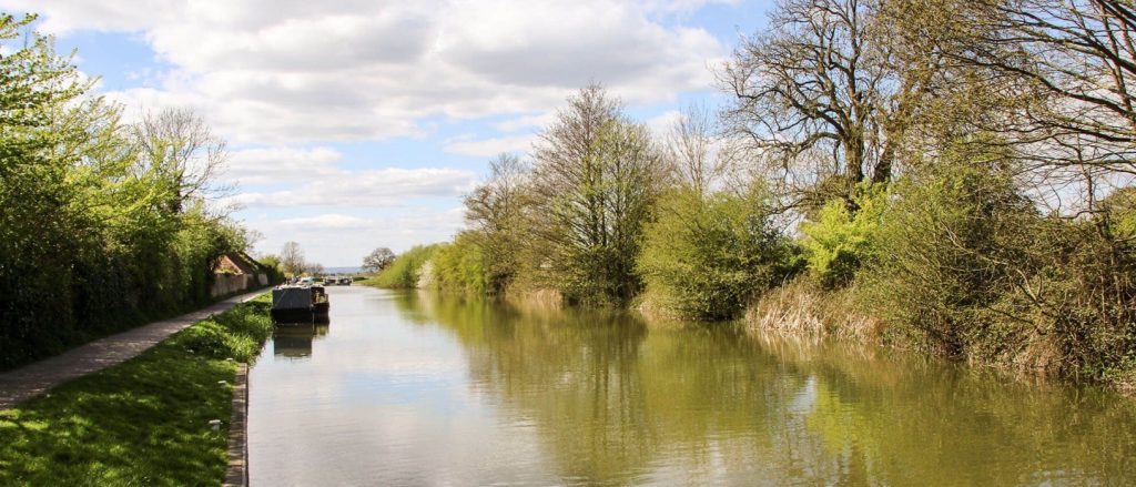 Explore the Kennet & Avon canal (3/6)
